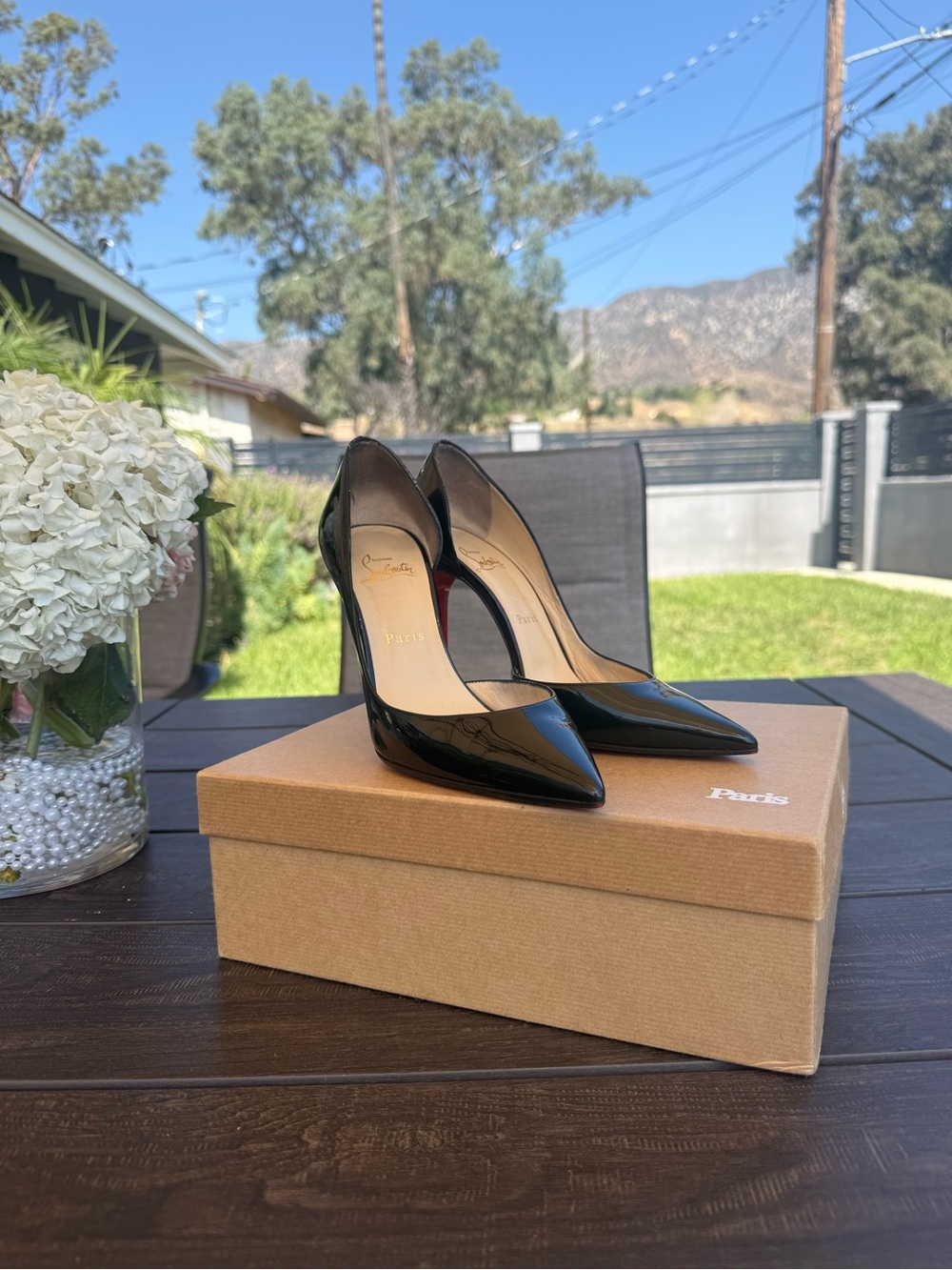 Christian Louboutin Iriza 100 Black Patent Leather Pumps – Size 39